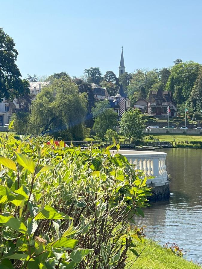 Manoir De La Prise Tarot Bed & Breakfast Bagnoles de l'Orne Normandie Luaran gambar